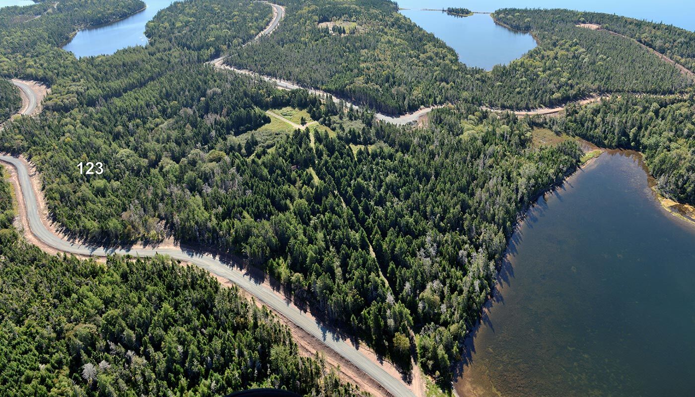 Immobilien Kanada - Grundstücksangebote - Adventure Island Lake Estates Lot 123